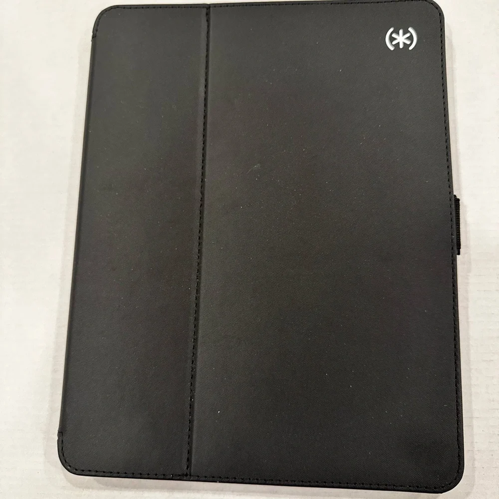 Speck Balance Folio Case for Apple iPad Air 11
